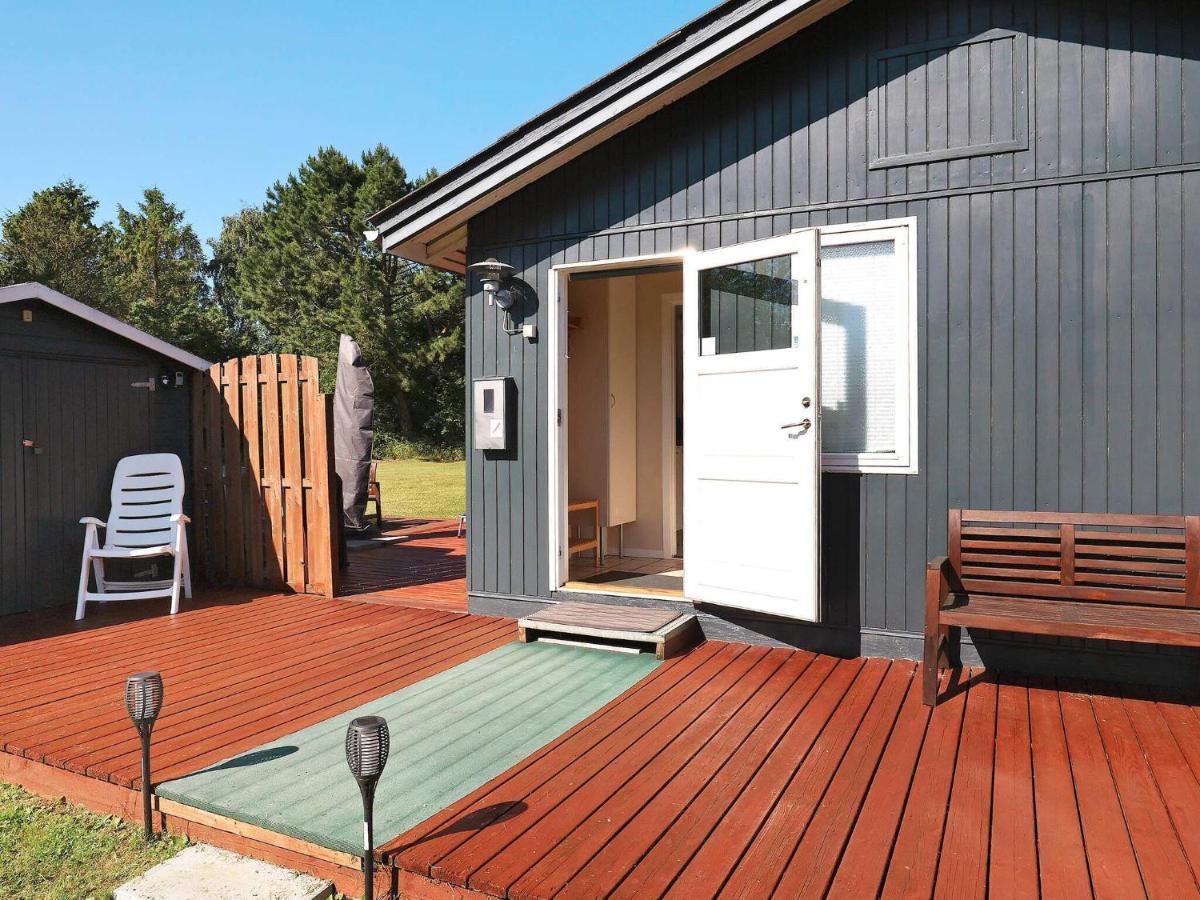 6 Person Holiday Home In Nibe Exteriör bild