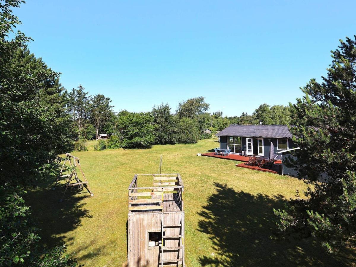 6 Person Holiday Home In Nibe Exteriör bild